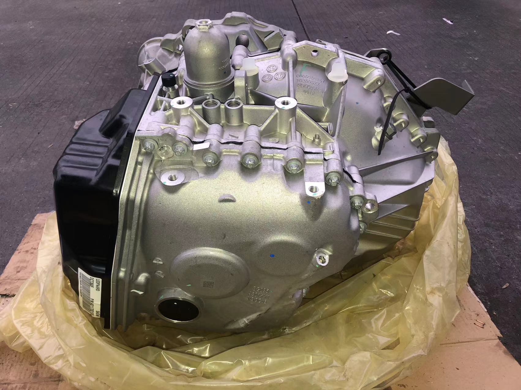 Fast Shipping DCT360 for ZOTYE HANTENG AUTOS Leopaard 1.8T 2.0T 2WD Gear Box Assembly