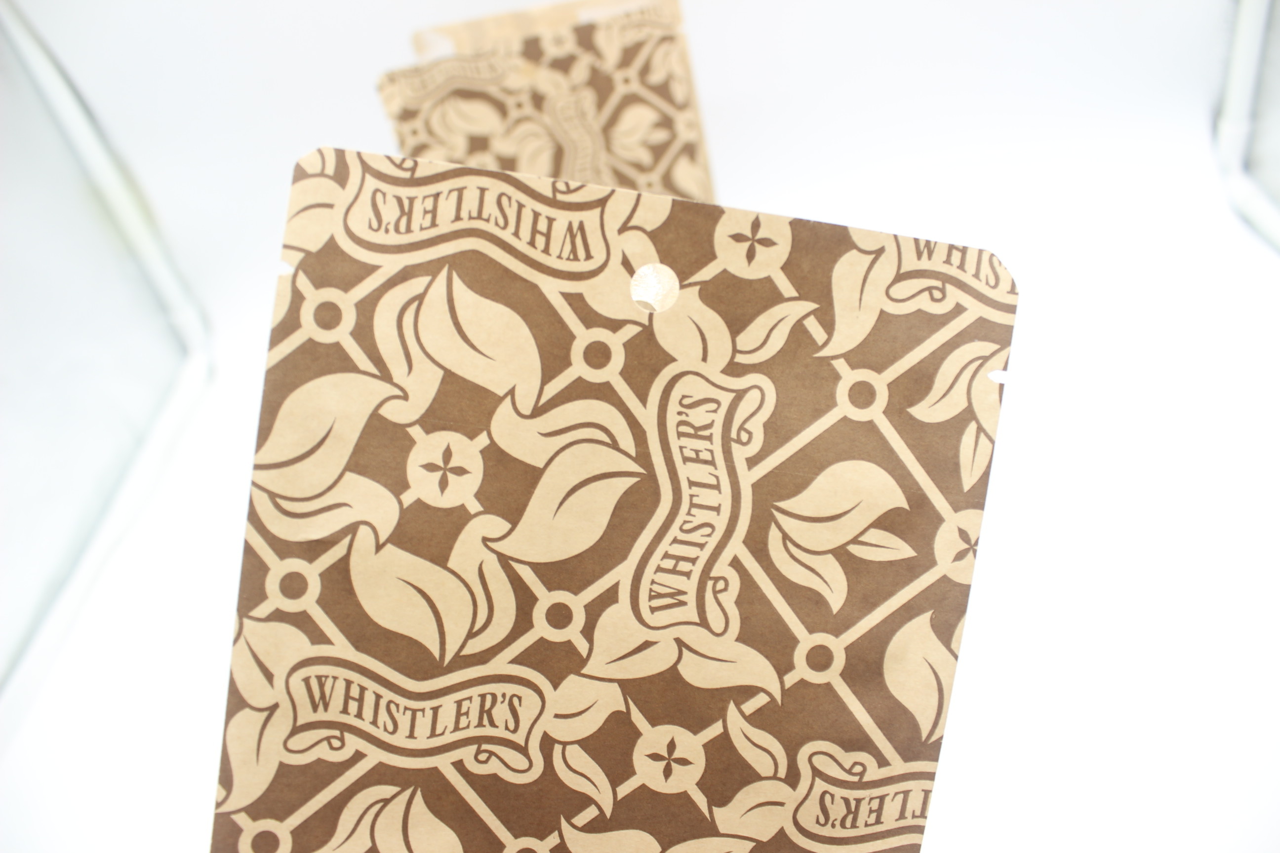 Safety Biodegradable Kraft Stand Up Pouch Rotogravure Printing For Dried Fruit Candy