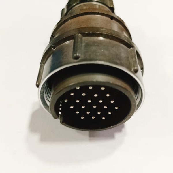 Russian Standard Circular Electrical Connector 24 Pin Male Connector Waterproof 2PM27J24QB2