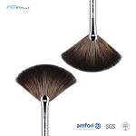 Raccoon Hair Wooden Handle Makeup Brush For Highlighting Powder