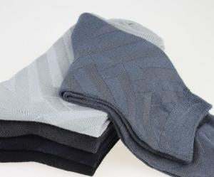 Wholesale Men's Plain Bamboo Socks from china suppliers