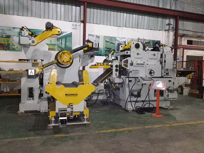 gear feeder