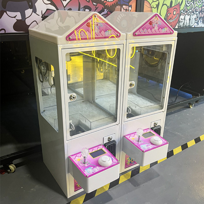 32cm Width Mini Claw Machine 1 Palyer Coin Operated Desktop Crane Machine