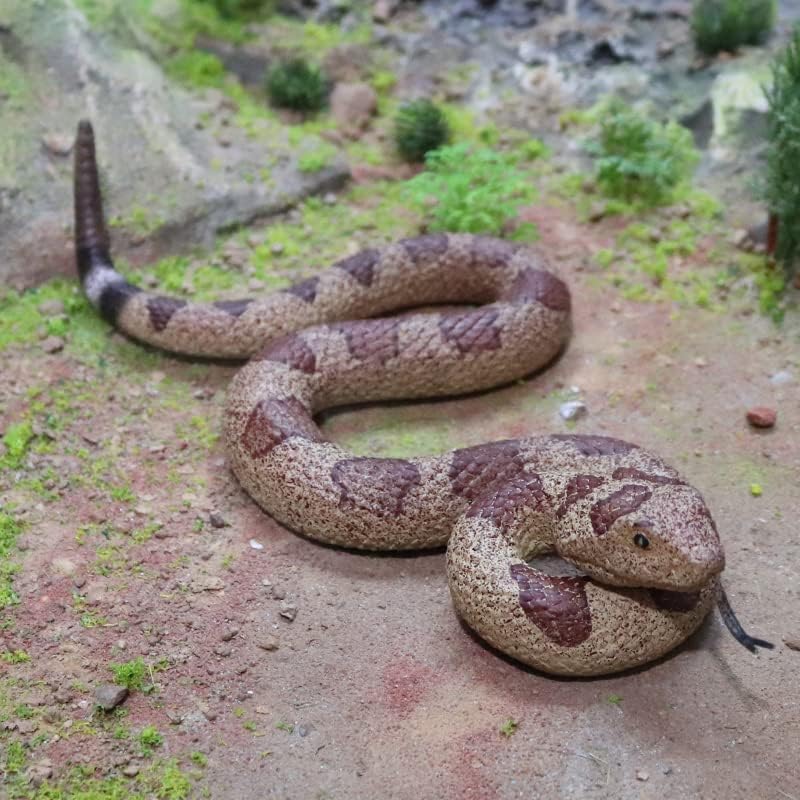 Toy Realistic Scary Snake Animal Doll Companion for Kids' Creepy Halloween Prank Props