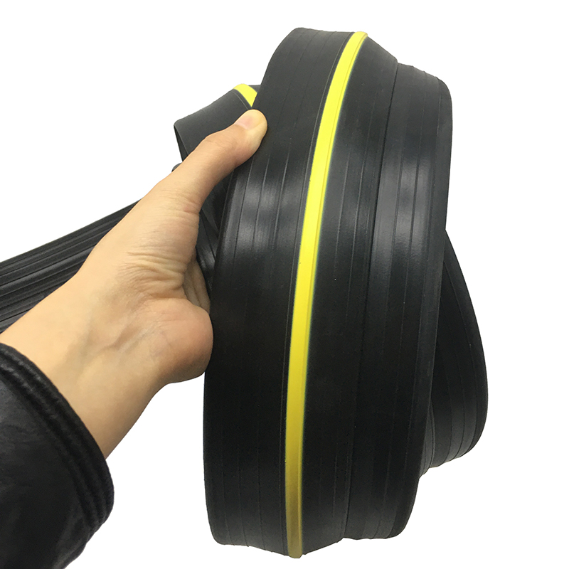 Wind-Resistant Water Barrier Rubber Garage Door Threshold Trim Durable for 5 Years