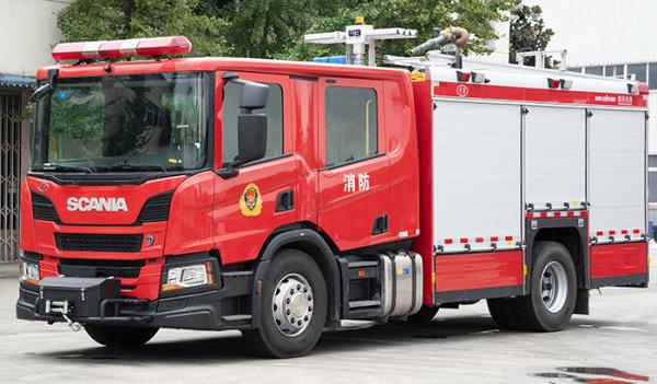 SCANIA 4T Water Tank Fire Fighting Truck Good Price Specialized Vehicle China