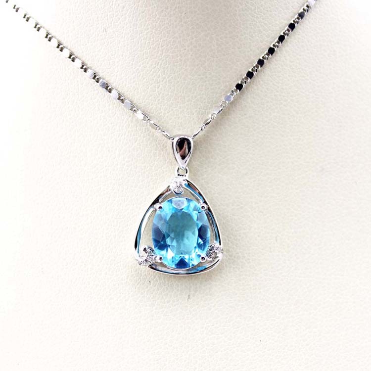 Sterling Silver Oval Blue Topaz Cubic Zirconia Pendant Necklace (P30)