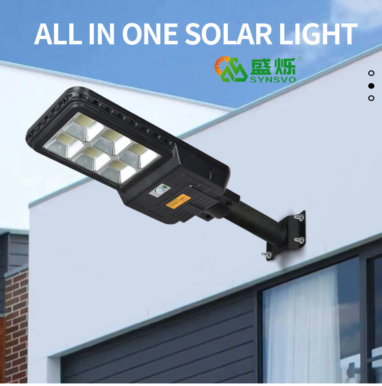 Aluminum IP65 Waterproof Solar Street Light 400W 600W Large Capacity Battery