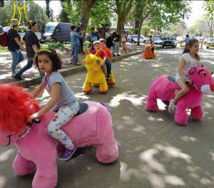 Wholesale Hansel amusement park games electric walking horse toy rides for kids from china suppliers