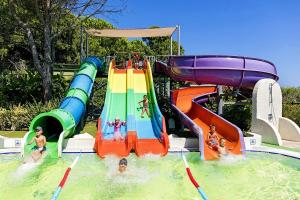 Wholesale Water Flow Rate Swimming Pool Equipment And Accessories With Fiberglass Hot Dipped Galvanized Steel Water Park Slide from china suppliers