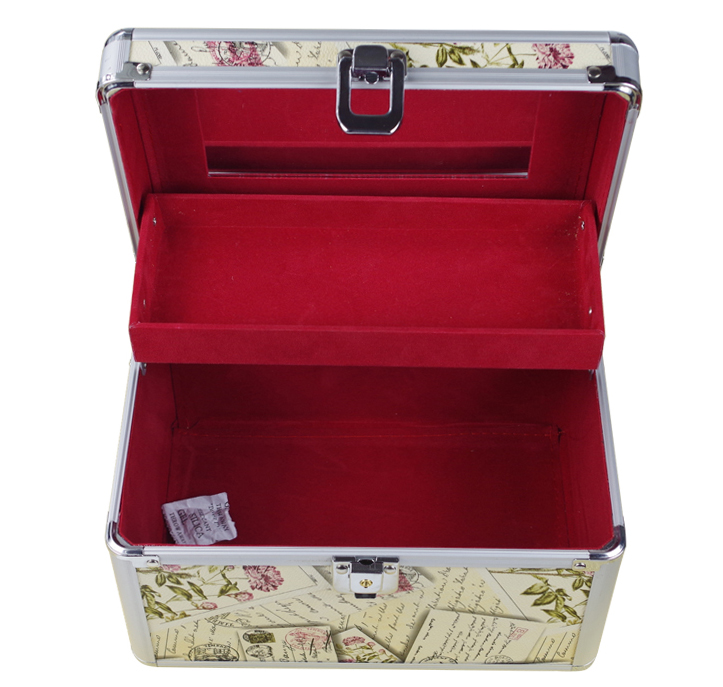 Aluminum Professional Makeup Box Easy To Move With Black Velvet / EVA Lining