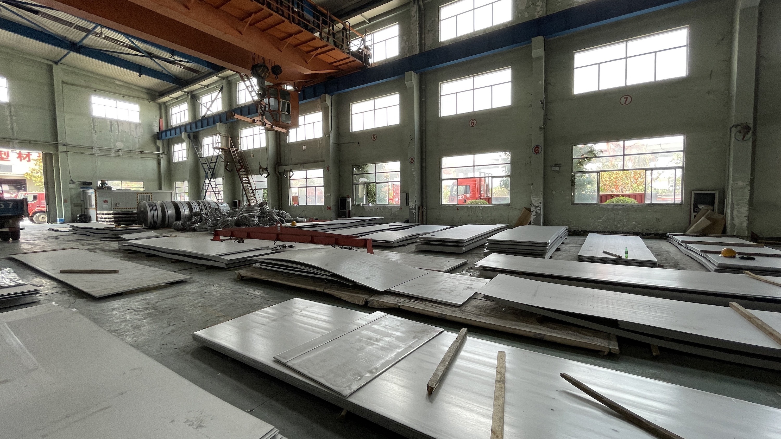 DIN Hot Rolled Stainless Steel Sheet SGS 347H 301 202 Stainless Steel Strips