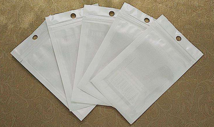 Bag Speed 100pcs/Min Hot Sealing Zipper Bag Making Machine With Servo Motor