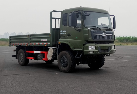 4 X 4 Panzer Truck Off Road Land Pickup SUV Vehicle Normal Driver'S Seat 4-6L Engine Capacity