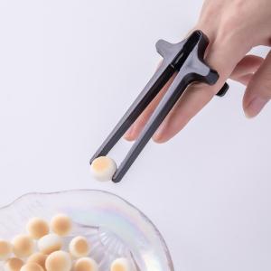 Wholesale Kitchen Finger Chopsticks For Gamers With Helper from china suppliers