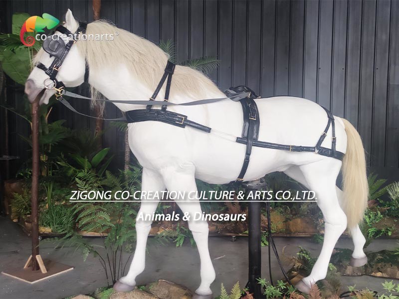 Ridable Simulated Running Horse Realistic Animatronic Animals For Amusement Exhibition