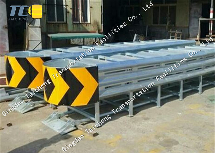 Traffic Safety Crash Cushion Anti Collision Steel Barrier for Sale Crash Cushion Attenuator