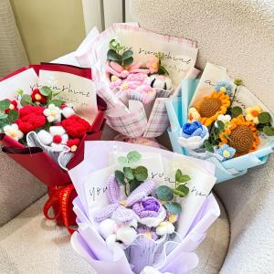 Wholesale 520 Mother's Day Bouquet Woolen Knitted Handmade Flowers for Graduation Season from china suppliers