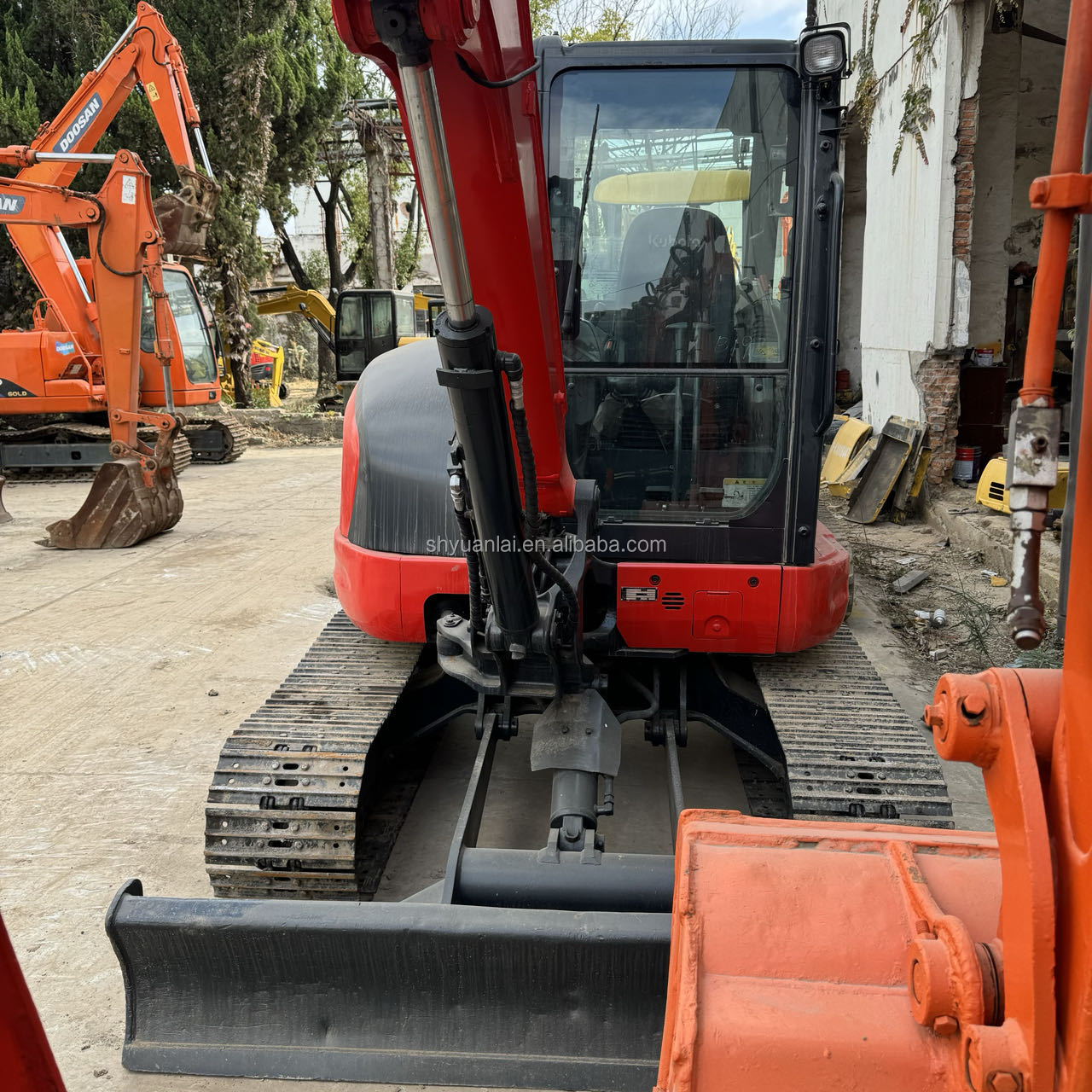 KX163 Kubota Excavator High Precision and Sturdy Arms for Your Construction Needs