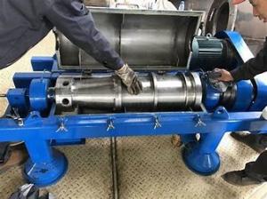 Wholesale ISO9001 1500RPM Solid Bowl Decanter Centrifuge Machine from china suppliers