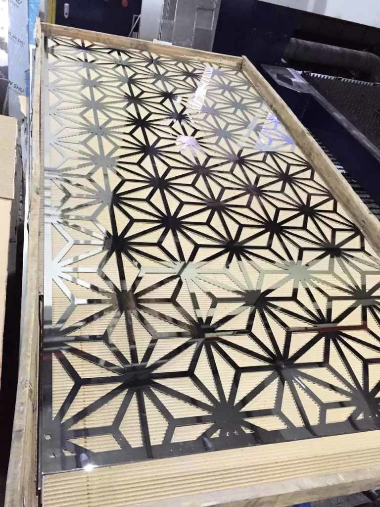 Gold Metal Laser Cut Panels For Sunshades Louver Window Screen