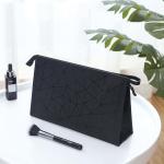 Large Capacity Customized Pu Leather Rainbow Zipper Rhombus Geometric Makeup