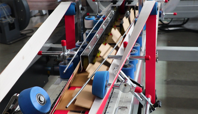 Paperboard Carton Box Folder Gluer Machine Automatic PLC Control