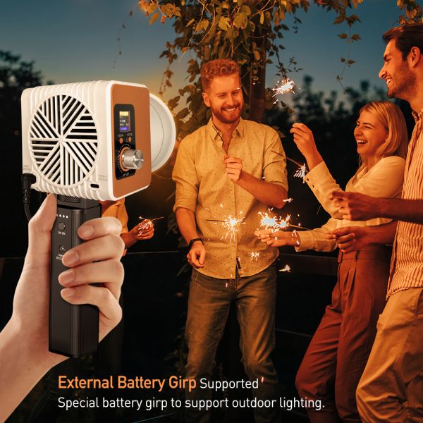 Handheld 150w live broadcast light with adjustable brightness. Mobile live broadcast fill light is suitable for outdoor shooting and live broadcast