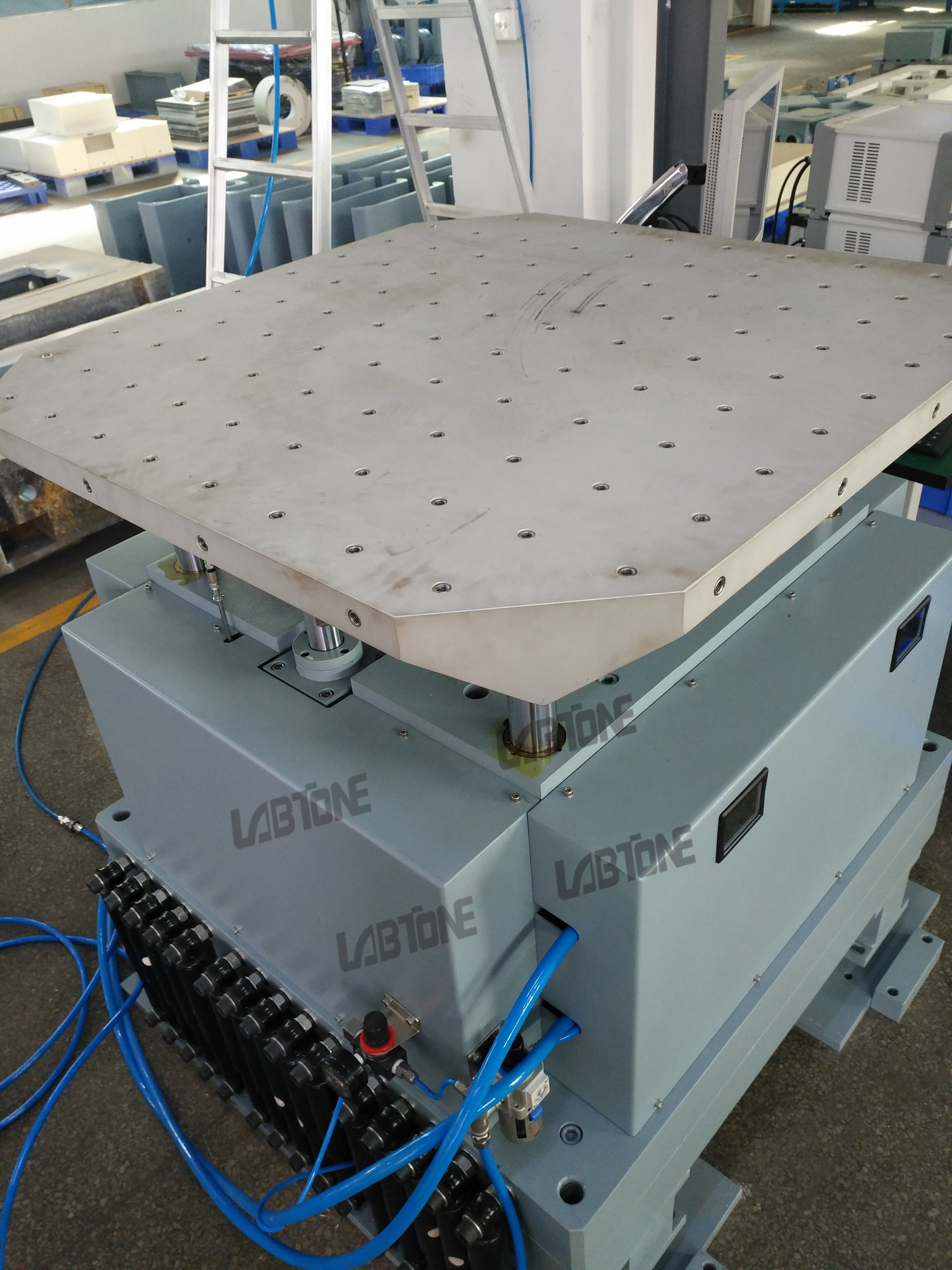JIS Standard Repeat Shock Testing Bump Test Machine For Home Appliances