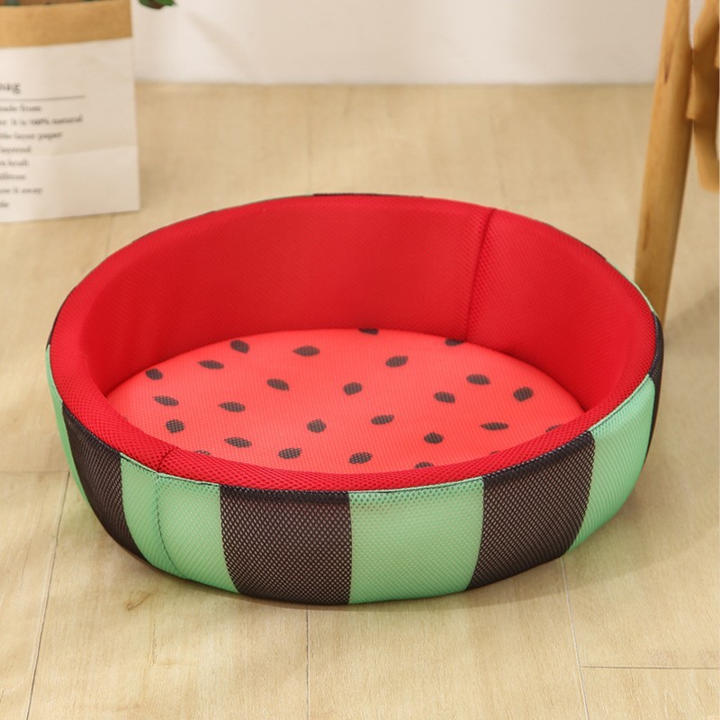 bed for cat and kittens