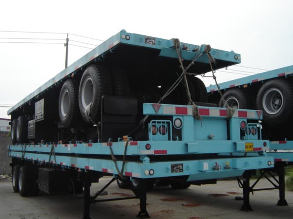 13m Extendable Air Suspension Lowboy Flatbed Trailer , Black Flat Bed Trailors