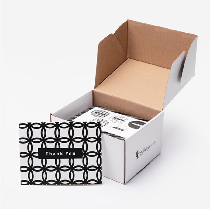 White Cardboard Packaging Box Small protective varnish for retail