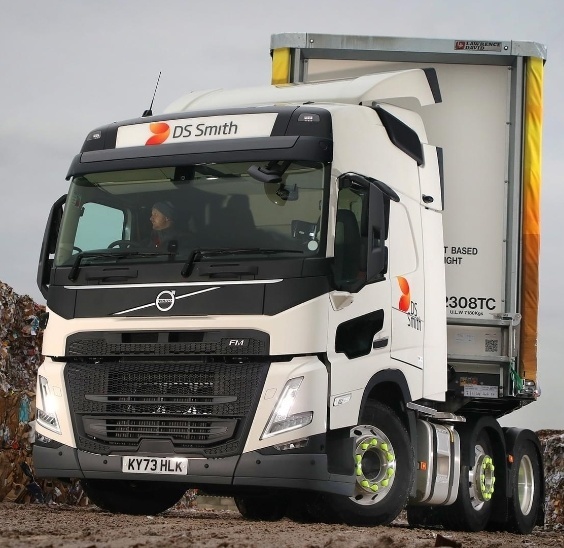 Volvo FM 420 Trailor Truck