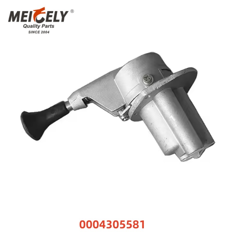 High-Quality Three-way Hand Brake Valve OEM 0004305581 0004308581 for DAF / Mercedes-Benz