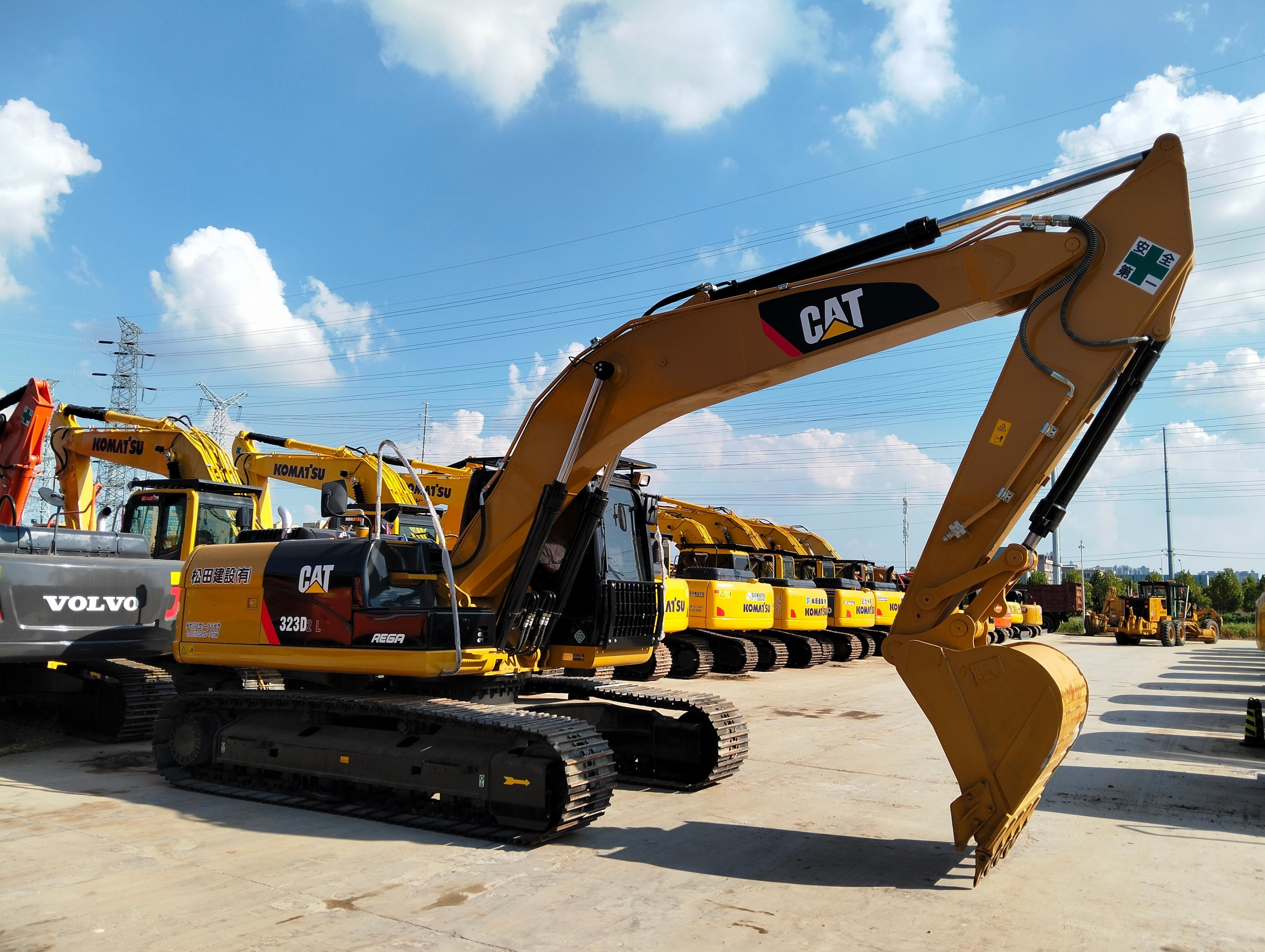 Repossessed Used CAT 323 Excavators 23 Ton Adopts Hydraulic Secondhand Digger
