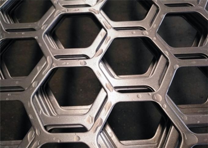 Duplex Quality Stainless Steel Hexagonal Perforated Metal Plate Aquaculture And Saltwater