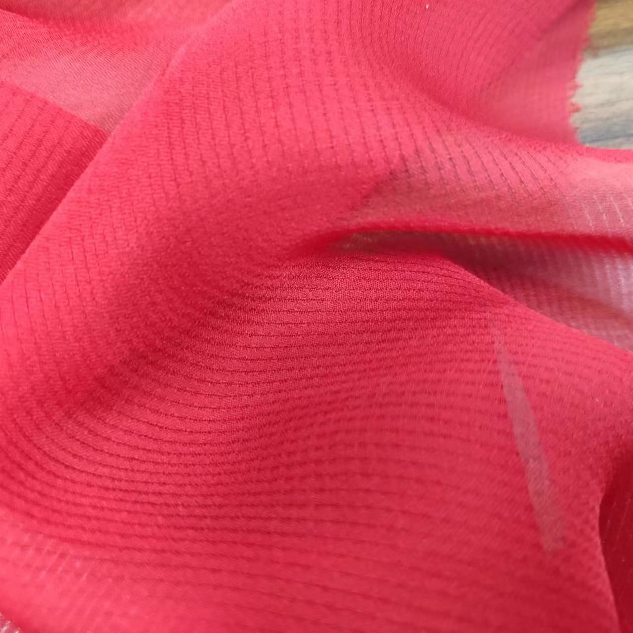 Breathable 100% Polyester Dyed Chiffon Fabric Dress Skirt 46G DTY100D/48F+40D