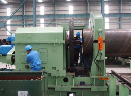 Professional Spiral Welded Steel Pipe Beveling Machine Energy Efficiency