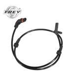 Wheel Speed Car Sensor Parts 2049052705 For Mercedes Benz W204