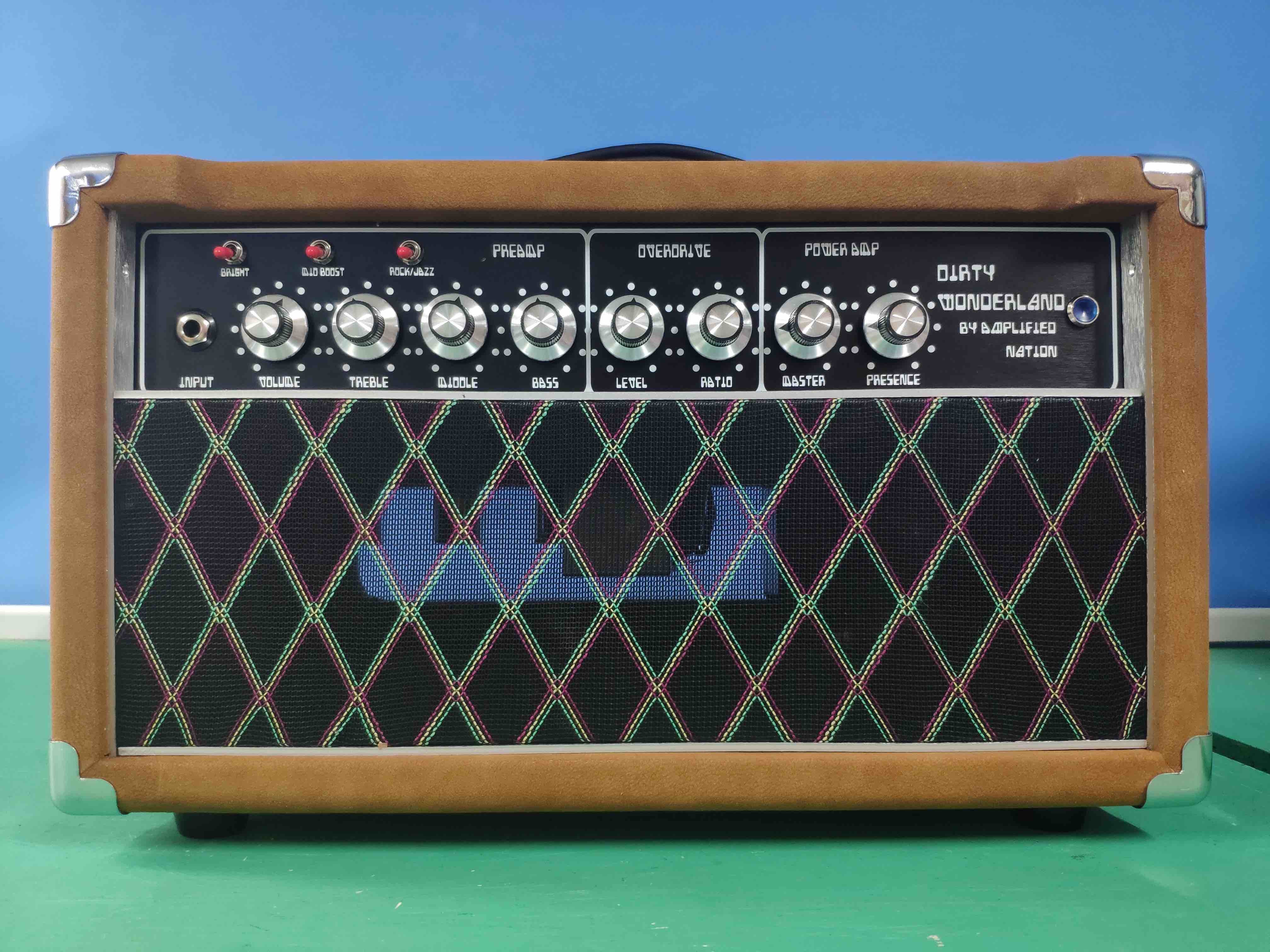 Custom Grand Overdrive Special Guitar Amplifier 20W in Brown Tolex with JJ Tu2 X EL84 Power Tubes 3 X 12ax7 Preamp Tubes