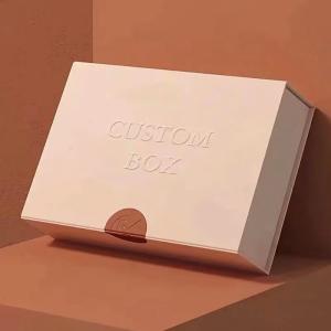 Wholesale Customized Rigiding Folding Corrugated Express Clothing Mailer Box for Shoes Clothing from china suppliers