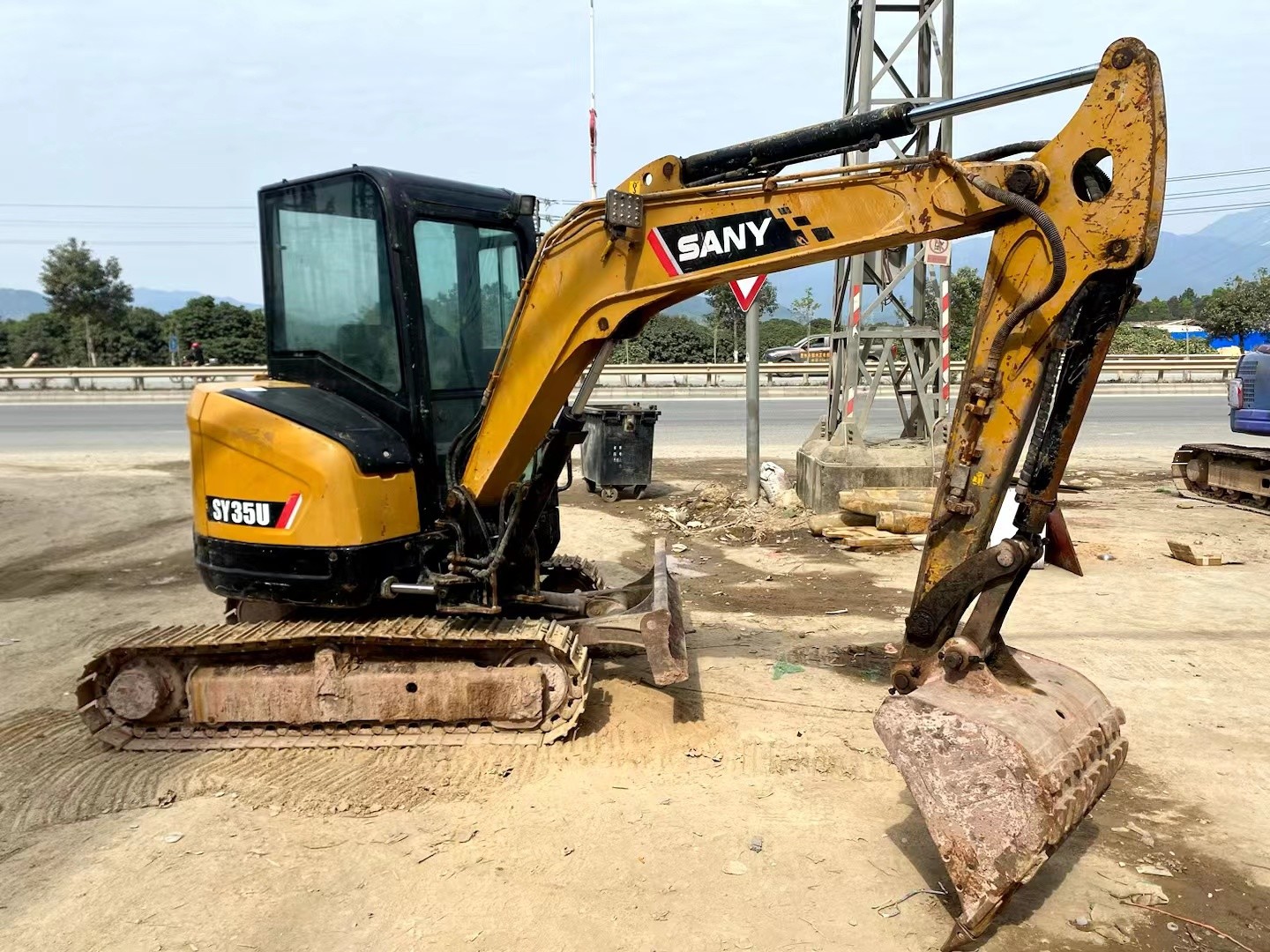 3.5TON Used Sany Excavators MINI 35U Second Hand Diggers Earth Moving Excavator