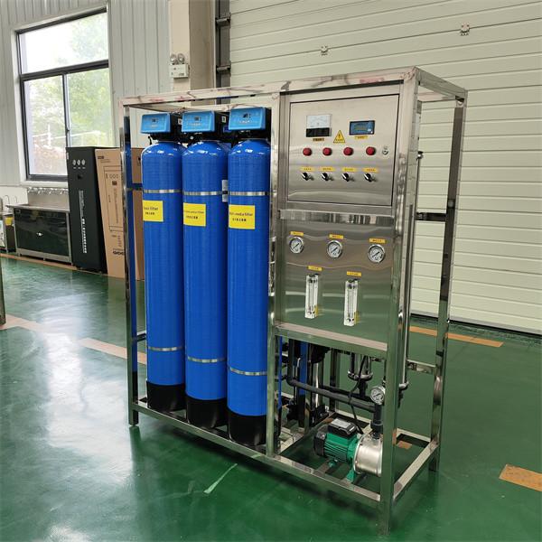 0.5 Ton Of Unipolar Reverse Osmosis Water Treatment Equipment For 3 Tanks