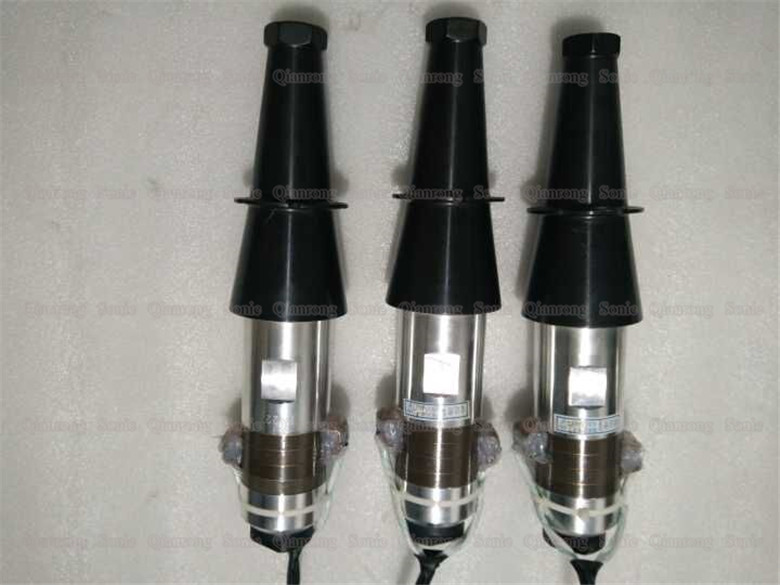 High Sound Intensity Ultrasonic Oscillator For Plastic Welding Equipment 70mm Ceramic Discs