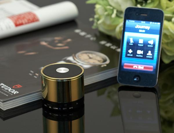 hot selling cheap LED lamp Bluetooth speakers