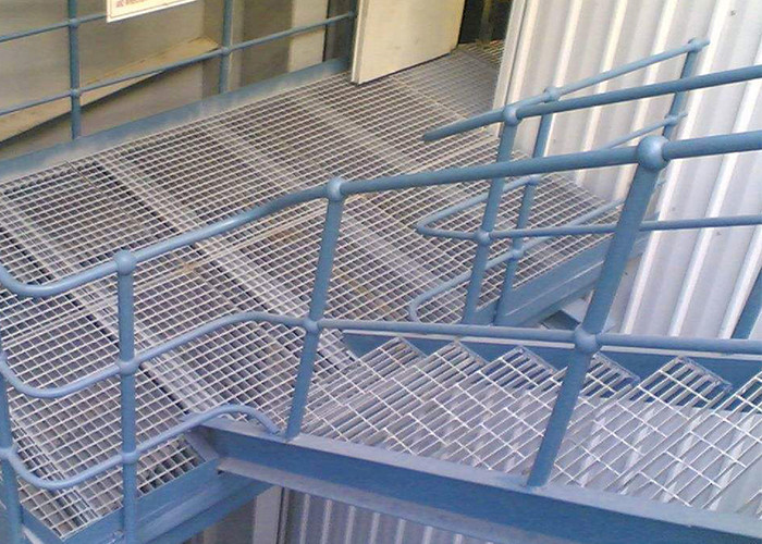 Galvanized Q195 Industrial Steel Grating Flooring Walkway Catwalk Driveway