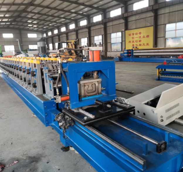 CE Metal Sheet Forming Machine 15m/min For Supermarket Storage Shelf