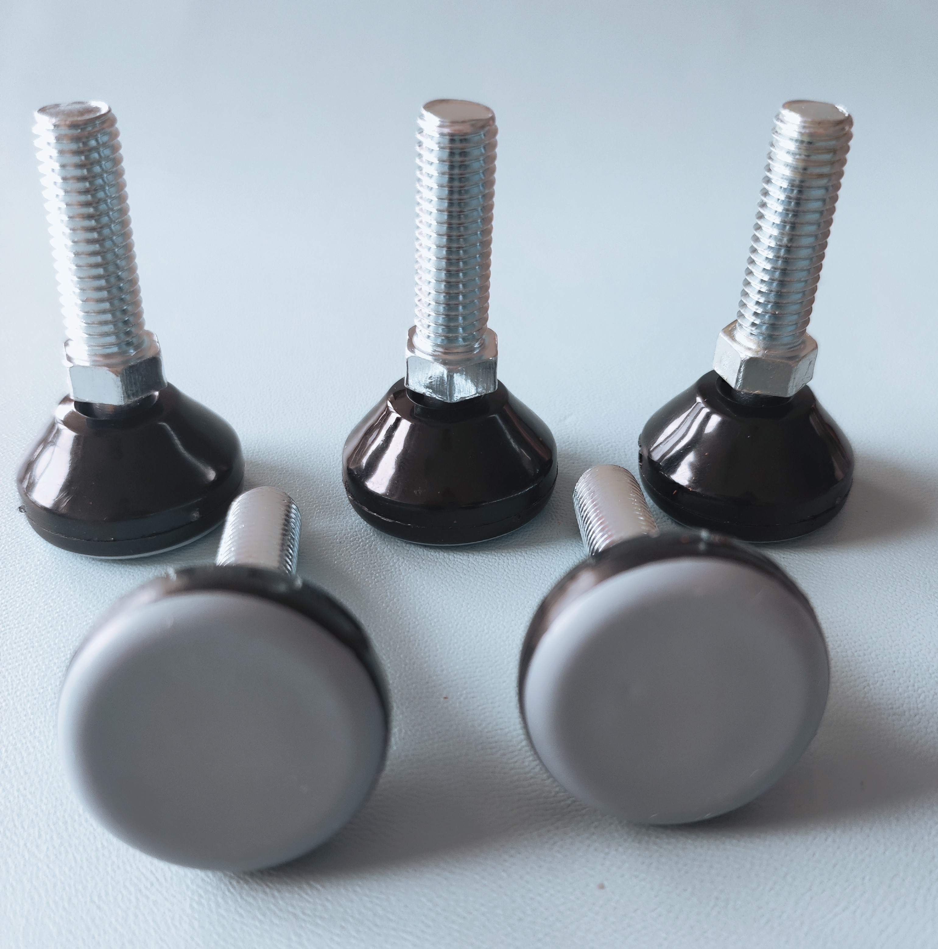 Adjustable Furniture Leveling Feet M8X25mm Easy Glide Feet For Sofas Table Chairs