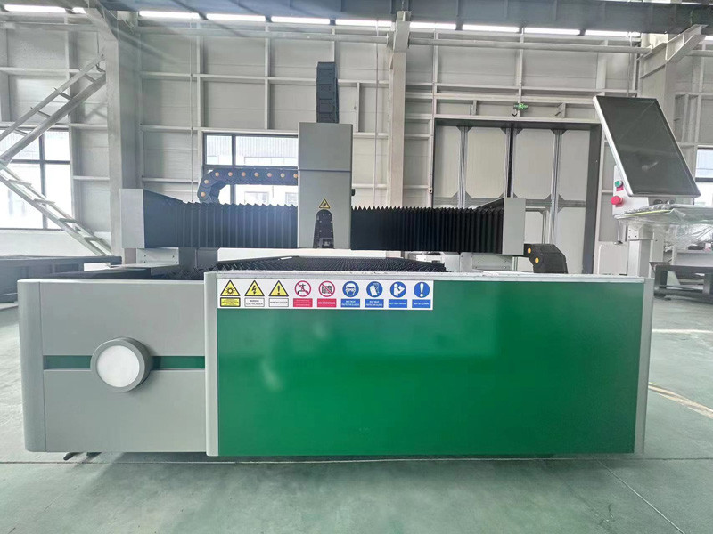 High Quality Low Power 1.5kw 2kw 3kw Fiber Laser Cutting Machine 3015 Laser Cutter CNC
