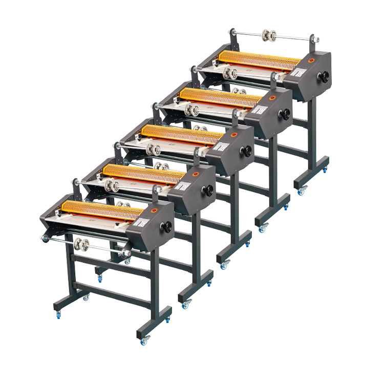 Thickness 5mm 1600W Roll Laminating Machines For Magazines Books